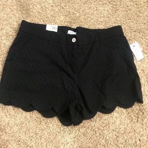 NWT 16 Crown and Ivy Black Scallop Shorts